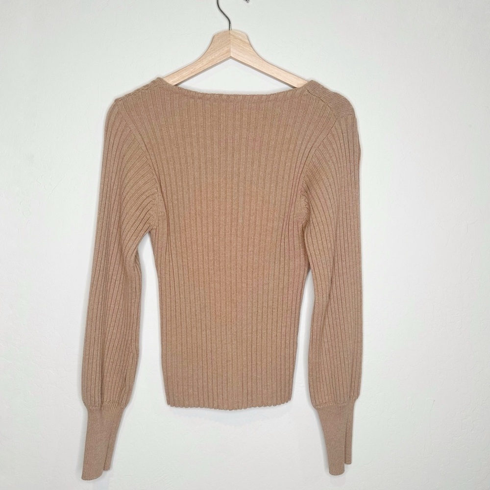 Aritzia Wilfred V-Neck Pearl Cardigan - Picture 2 of 6
